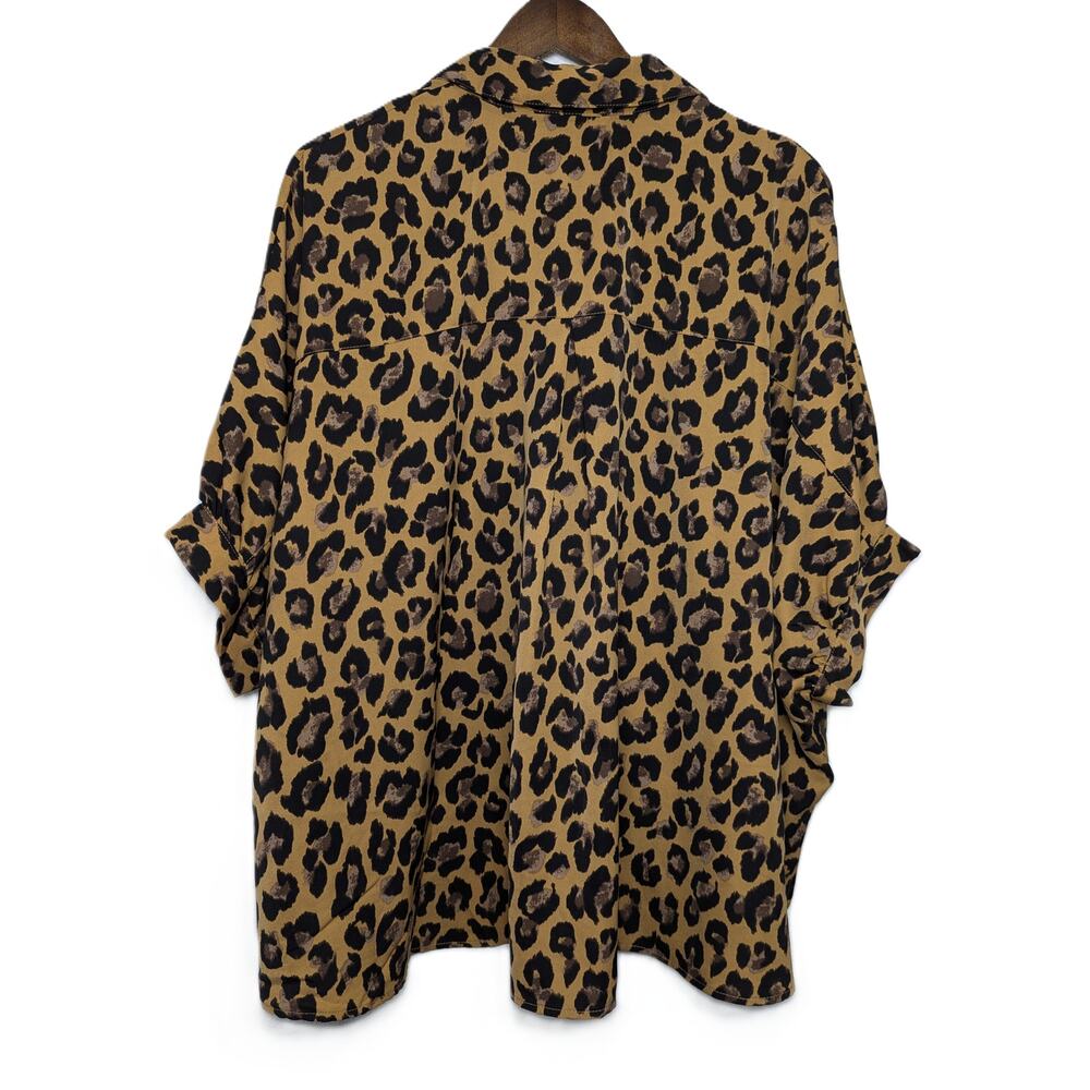 Women's Entro Cheetah Print Button Down Blouse Oversized Size M - Picture 4 of 6